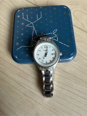 Fossil Women’s Silver Stainless Steel Watch - Silver